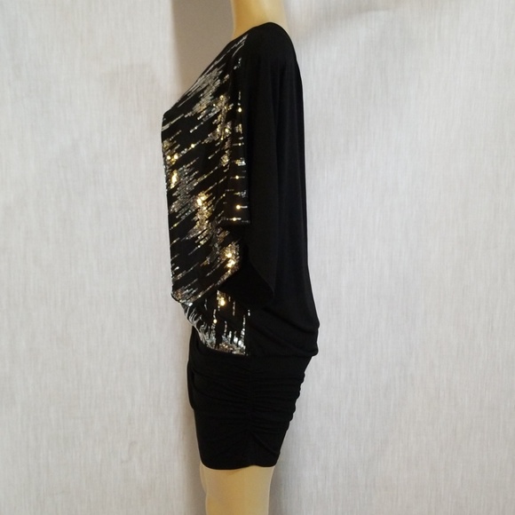 Dress - Picture 2 of 4